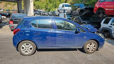 OPEL CORSA 2016 SOLO PER RICAMBI