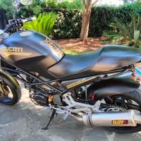 Ducati monster 600