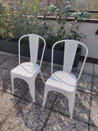 Due sedie da esterno in metallo impilabili
