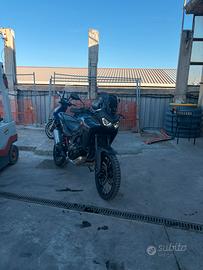 Africa twin 1100 dct es