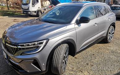 Renaul Austral Iconic E-Tech full hybrid 200