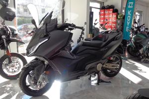 KYMCO AK 575 PREMIUM - 2026 "54 CV"