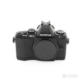 Olympus OM-D E-M5 - Black