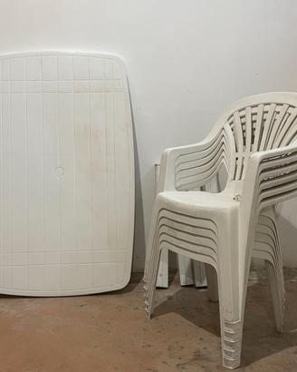 Tavolo da giardino in plastica + 6 sedie Set