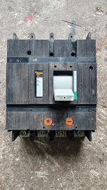 Merlin Gerin Compact C401N
