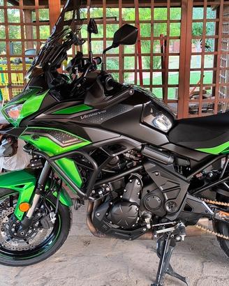 KAWASAKI VERSYS 650 (2022) FULL OPTIONAL