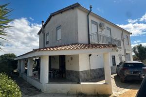 Villa a Naro
