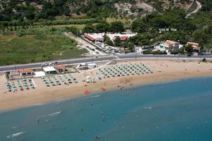 A mt.50 dal mare Casa Vacanza con spiaggia inclusa