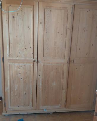 armadio in legno