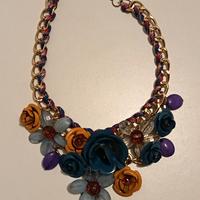 Collana con fiori