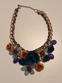 Collana con fiori