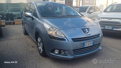 Peugeot 5008 1.6 HDi 112CV 5 posti