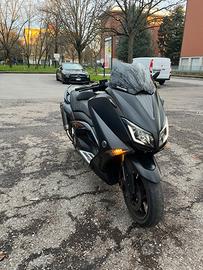 Tmax 530 Iron Max ABS