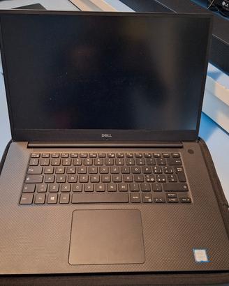 PC Laptop DELL XPS 15 9570