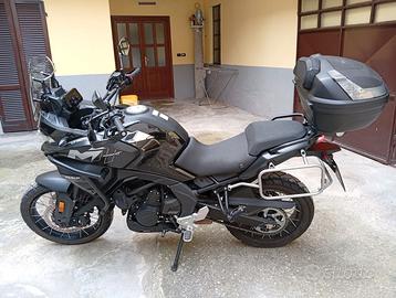 CF moto 700 MT