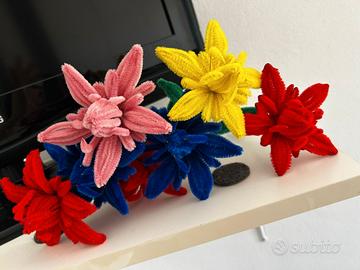 Fiori con scovolini
