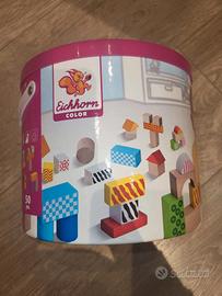 Mattoncini colorati in legno