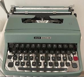 Macchina da scrivere Olivetti Lettera 32