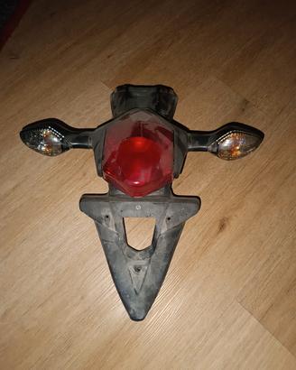 Honda integra 750 gruppo ottico post.