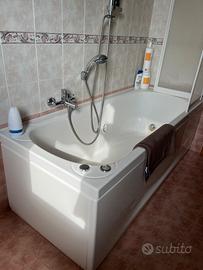 Vasca rettangolare idromassaggio per bagno
