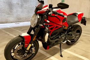 DUCATI MONSTER 1200R