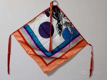 Foulard in seta motivi vivaci