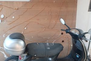 piaggio vespa ET4 150