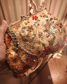 borsa vintage con paiettes e perline 
