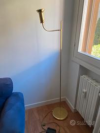 LAMPADA A STELO IN OTTONE