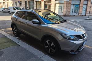 Nissan Qashqai 1.6 TDI connect aut 