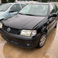 Ricambi usati per Volkswagen Polo 1.0 benz del 01