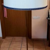 Lampada da terra antica in perfetto stato