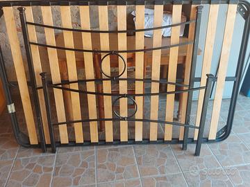 letto in ferro battuto-rete-materasso