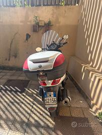 XCity 300