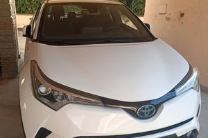 Toyota c hr 