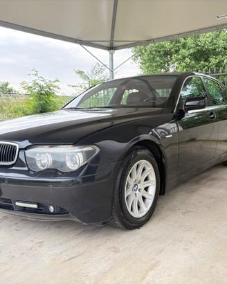 BMW 730 MOTORE E KM ORIGINALI TELEFONO PELLE FUL