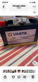 VARTA AGM nuova 13 volt 8 ampere