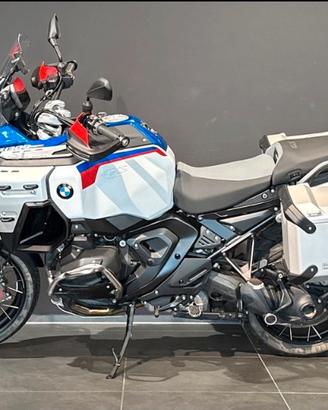 BMW R 1300 GS ADVENTURE TROPHY