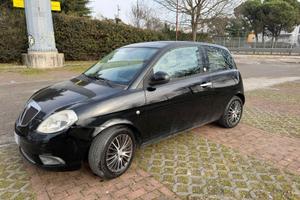 Lancia y 1.4 gpl ecochic