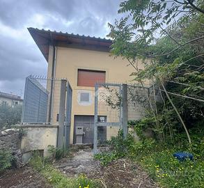 CAPANNONE A FIESOLE