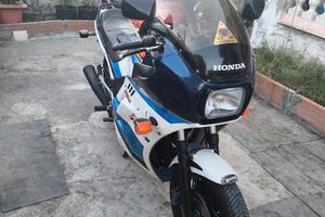 Honda cbx 750 f2