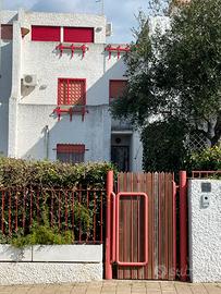 Villetta Santa Marinella con piscina condominiale