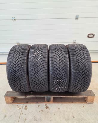 4 gomme Firestone 225 50 17 invernali