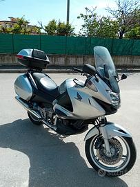 moto Honda Deunville 700cc