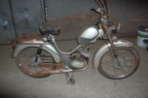 Motociclo d'epoca ATALA cc. 50 con bandinelle para