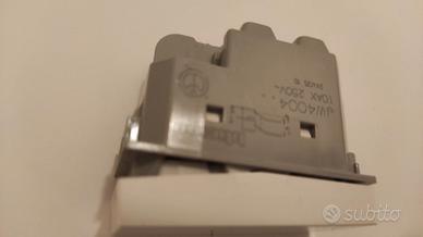 Invertitori BTicino MatixGo SJW4004F