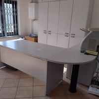 Scrivania ad angolo