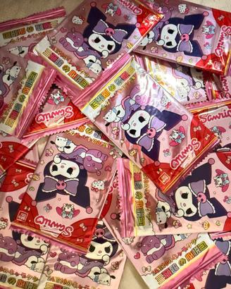 Carte collezionabili Sanrio - 1 pacchetto: 5 carte