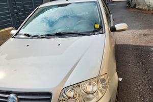 Punto 1.2 benzina Dynamic 2005