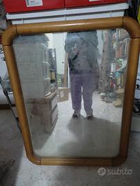 Specchio in noce nazionale biondo